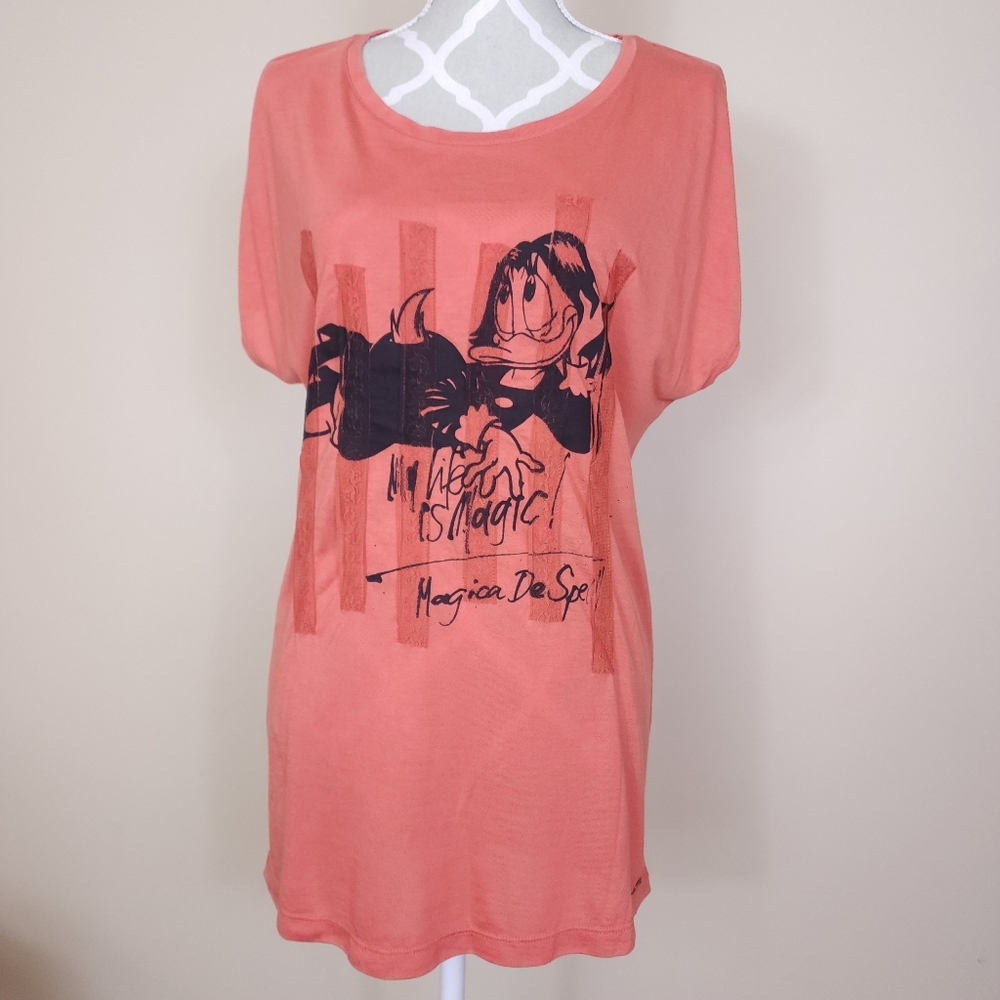 NWT ICE Iceberg Magica De Spell Graphic Shirt Size Medium Buttery Soft Disney